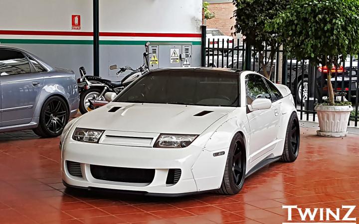 TwinZ Design White Widebody 300ZX - Demo Car | Twinz Design